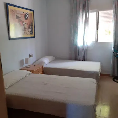 Nyaraló Chalet Con Piscina Privada Turís