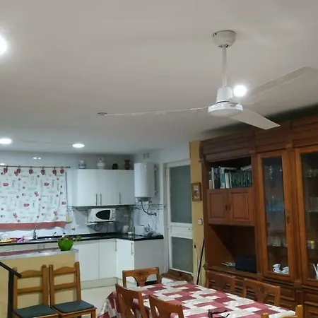 Chalet Con Piscina Privada Nyaraló Turís