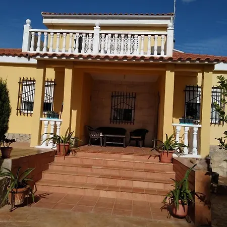Chalet Con Piscina Privada Nyaraló